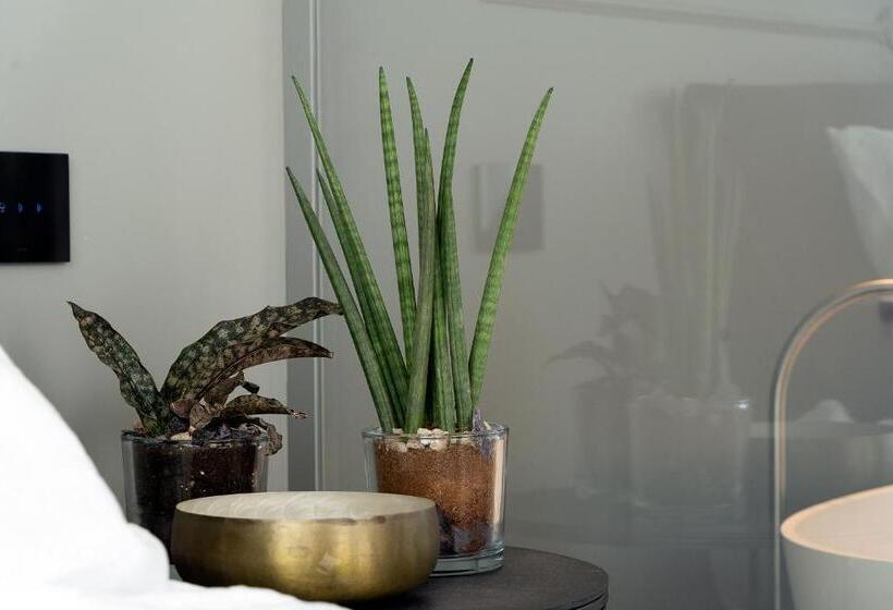 سوییت با چشمانداز دریا, Piccola Maesta' Boutique Rooms