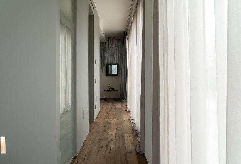 سوییت با چشمانداز دریا, Piccola Maesta' Boutique Rooms