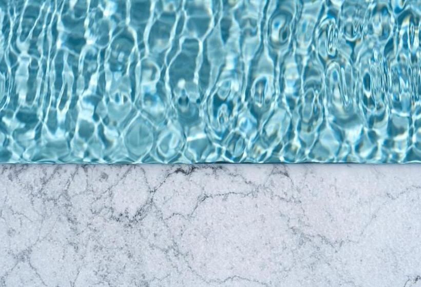 سوییت لوکس, Piccola Maesta' Boutique Rooms