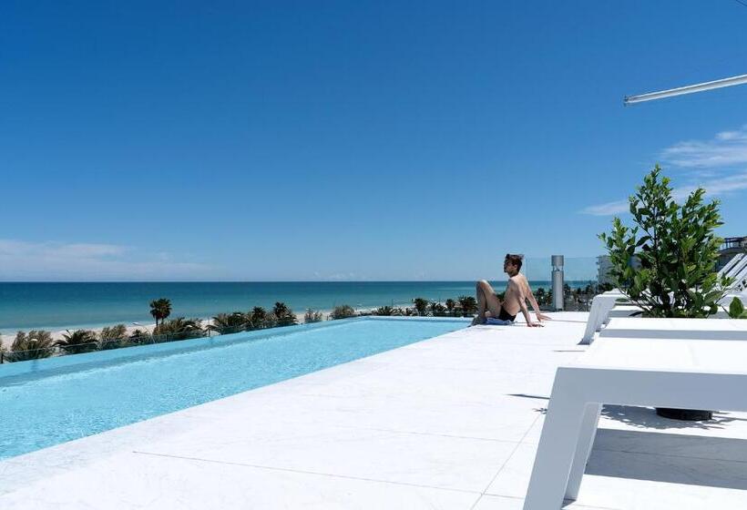 سوییت لوکس, Piccola Maesta' Boutique Rooms