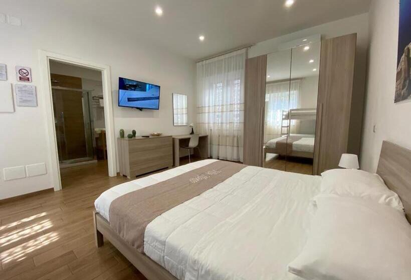 غرفة سوبيريور عائلية, Villa Manto Bed And Breakfast   Torre Annunziata Pompei
