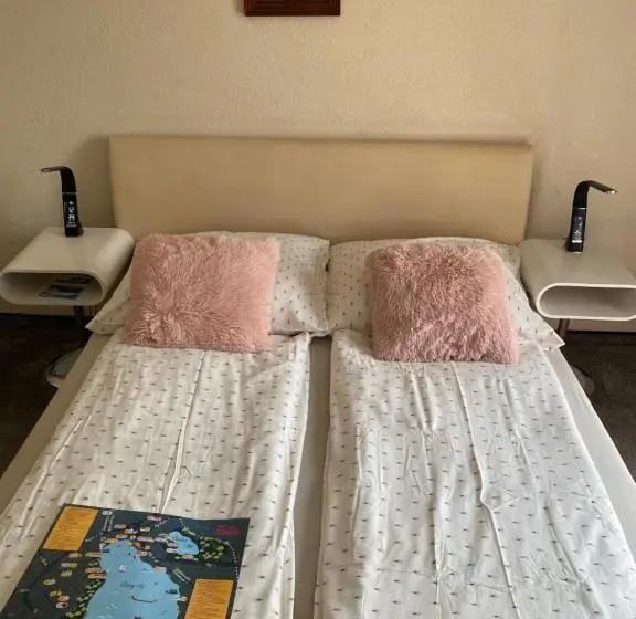 スタンダードルーム, Panzió Tata