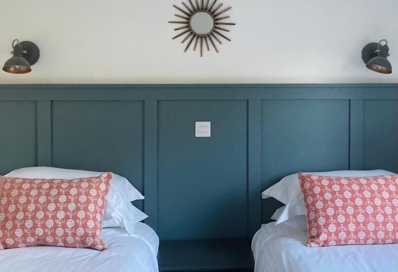 스탠다드 전망 룸, The Mallard