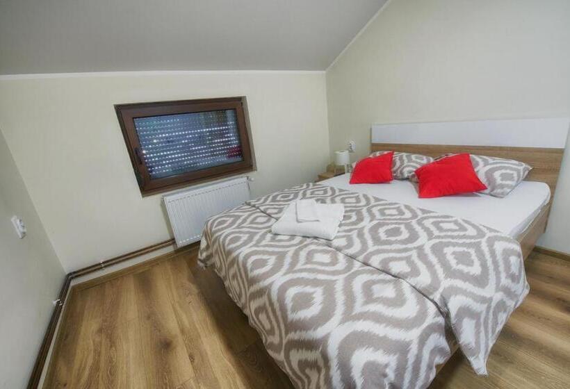 اتاق لوکس, Vila Chess