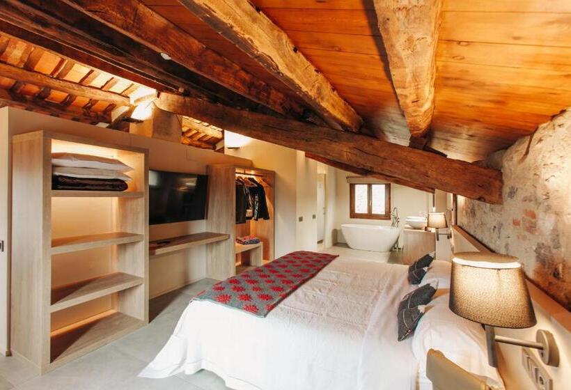 Deluxe Suite King Bed, Boutique El Mariner