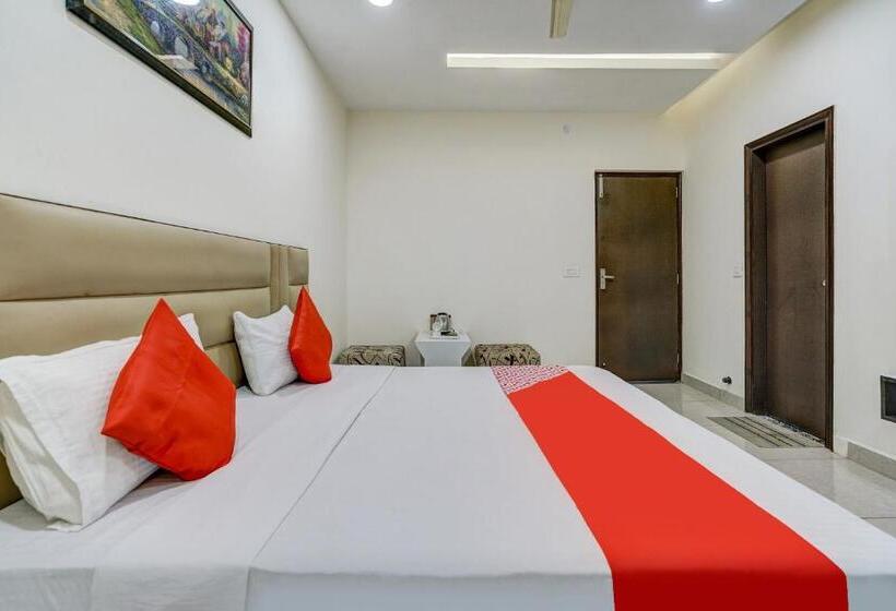 トリプルクラシックルーム, O 7 Sky