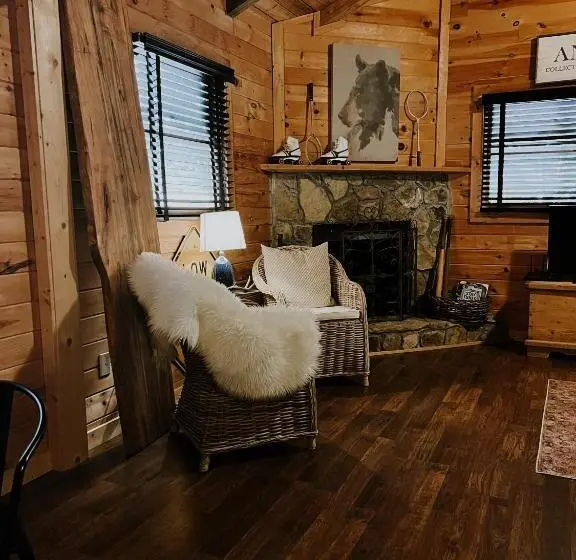 ２ベッドルームハウス, Sylvan Valley Lodge And Cellars
