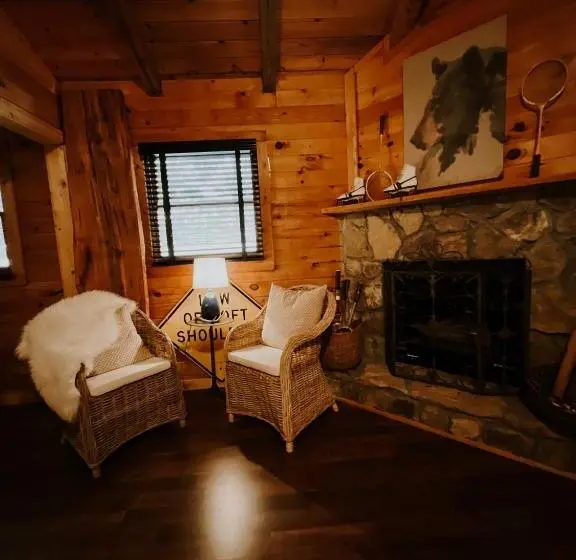 ２ベッドルームハウス, Sylvan Valley Lodge And Cellars
