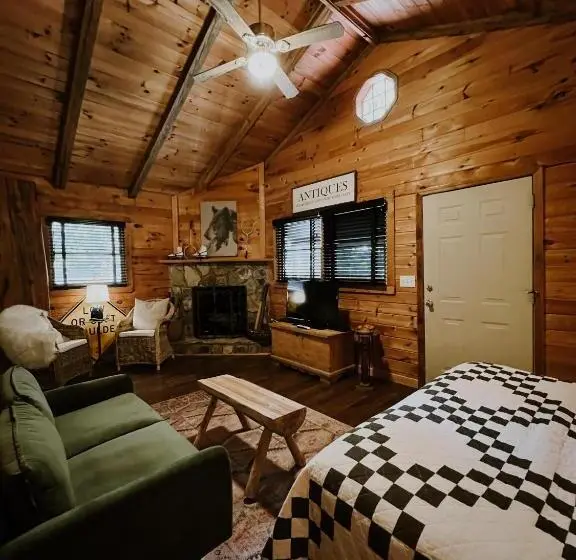 ２ベッドルームハウス, Sylvan Valley Lodge And Cellars