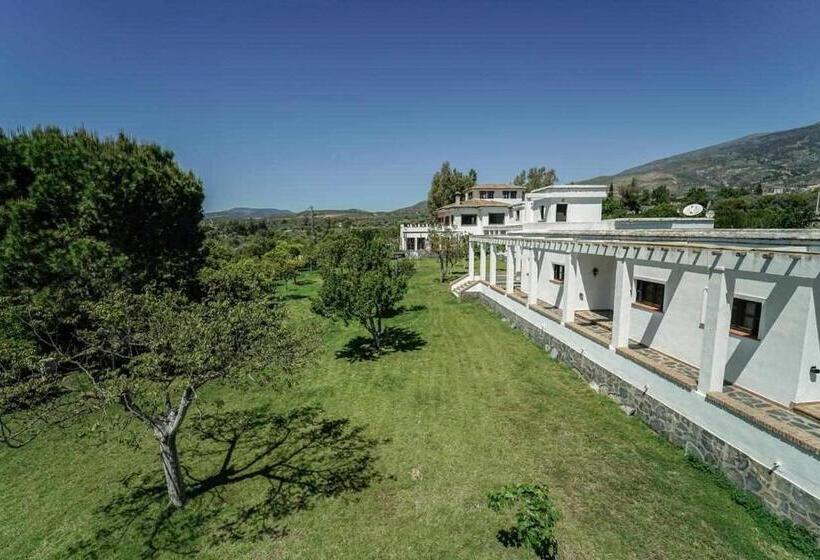 디럭스 룸, Taray En órgiva