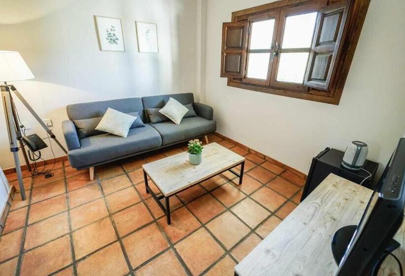 디럭스 룸, Taray En órgiva