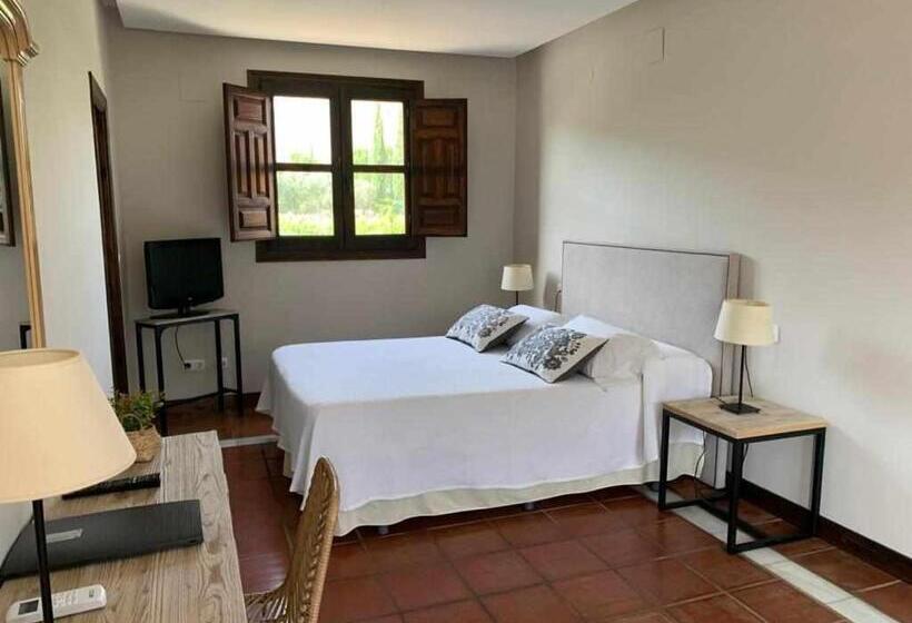 패밀리 룸 가든 전망, Taray En órgiva