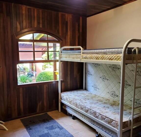 منزل 3 غرف نوم, Pousada Cabana Na Floresta Monte Verde