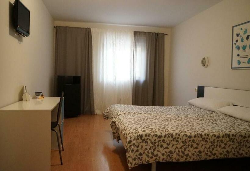 اتاق استاندارد, Ahc Hoteles