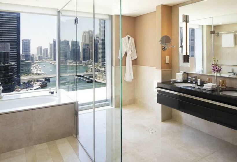 سوئیت پریمیوم, Jw Marriott Hotel Marina
