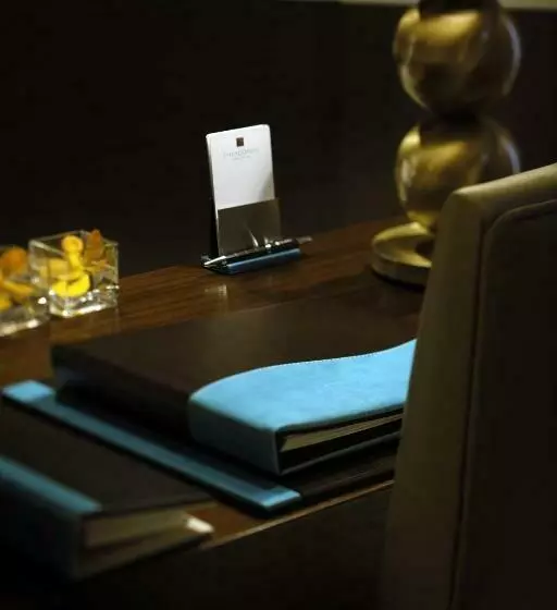 اتاق لوکس با چشم‌انداز, Jw Marriott Hotel Marina