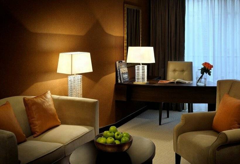 اتاق لوکس با چشمانداز, Jw Marriott Hotel Marina