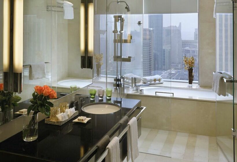 اتاق لوکس با چشمانداز, Jw Marriott Hotel Marina