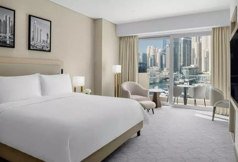 اتاق اجرایی با تخت بزرگ, Jw Marriott Hotel Marina