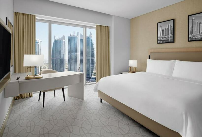 اتاق اجرایی با تخت بزرگ, Jw Marriott Hotel Marina