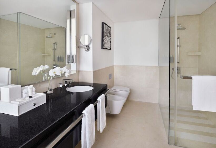 اتاق لوکس, Jw Marriott Hotel Marina