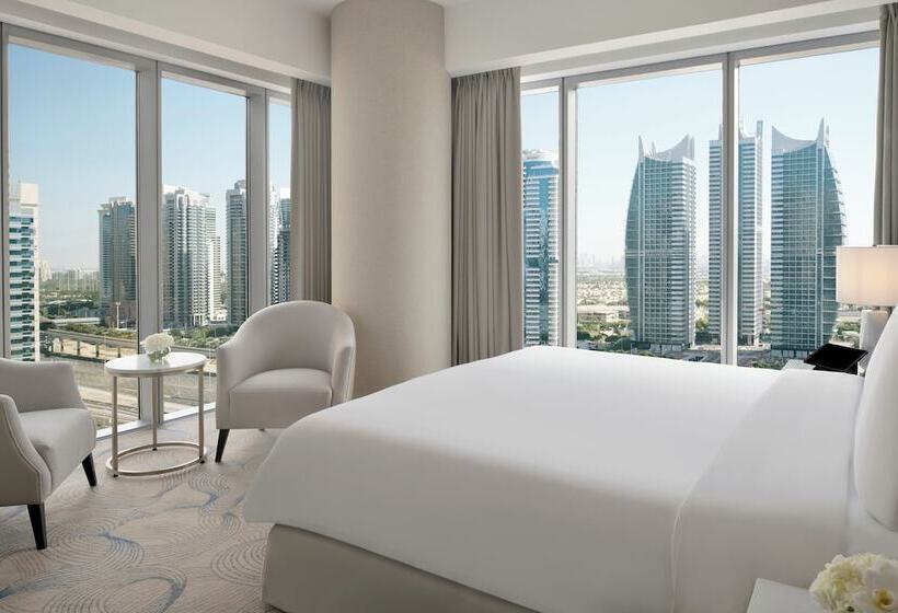 سوئیت پریمیوم, Jw Marriott Hotel Marina