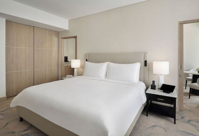 اتاق استاندارد با چشمانداز, Jw Marriott Hotel Marina