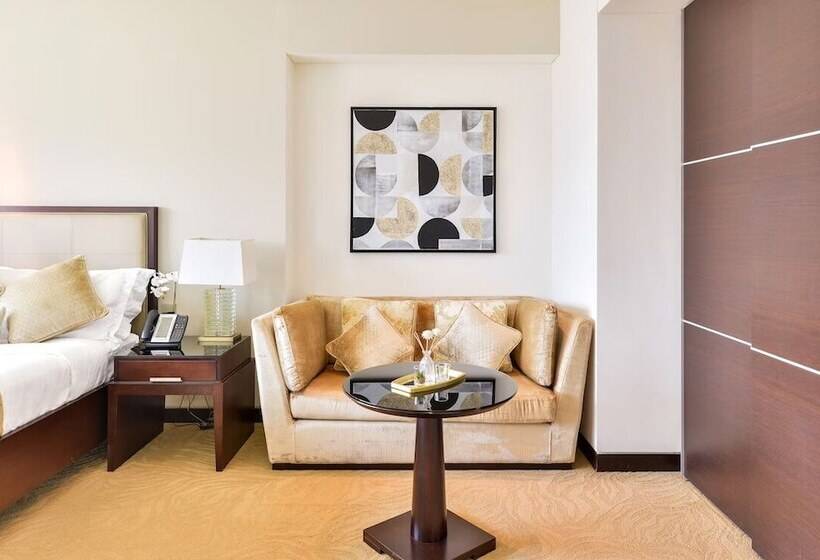 استودیوی استاندارد, Jw Marriott Hotel Marina