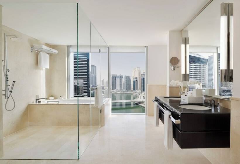 سوئیت پریمیوم, Jw Marriott Hotel Marina