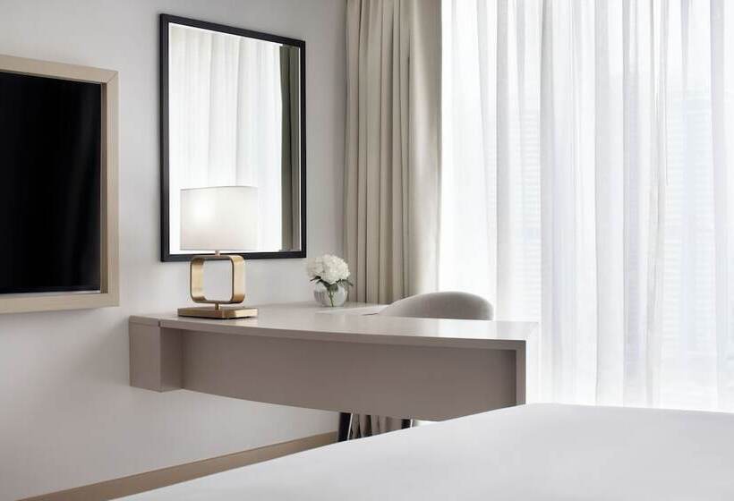 اتاق پرمیوم, Jw Marriott Hotel Marina