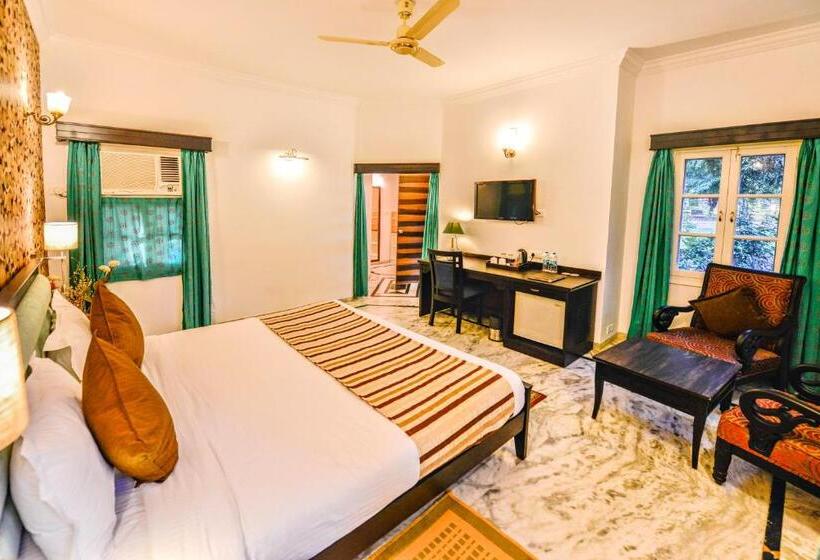 اتاق لوکس, Amantra Shilpi Resort & Spa Udaipur
