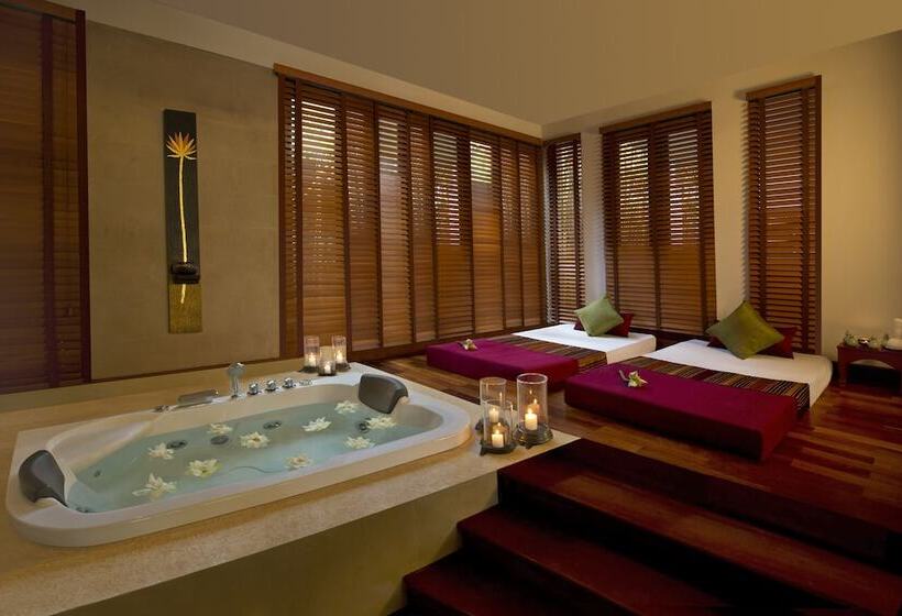 Люкс, Anantara Angkor Resort