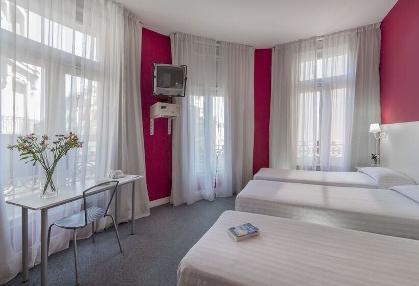 스탠다드 트리플 룸, Crisol Mundial