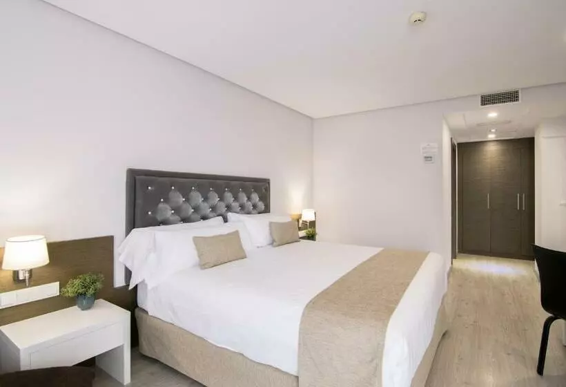 سوییت جونیور, Cullera Holiday