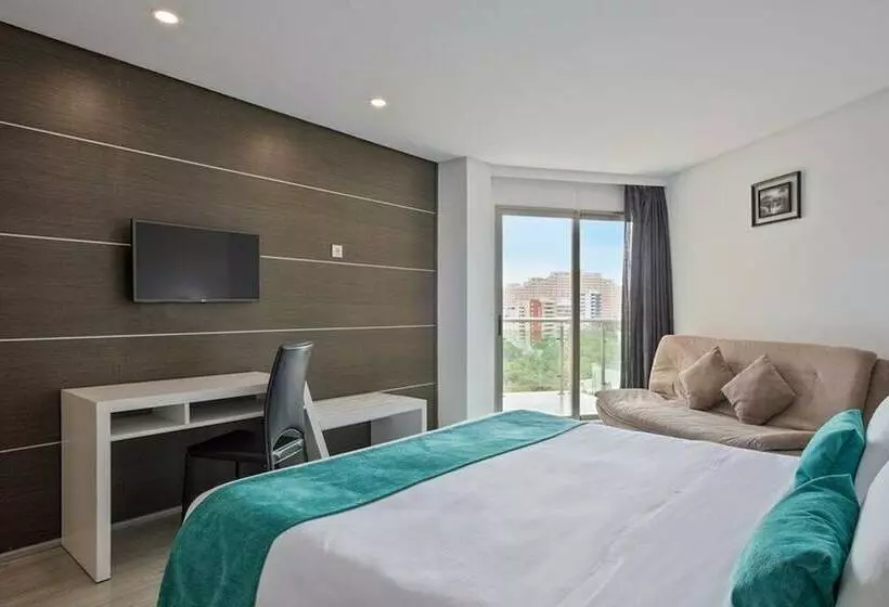سوییت جونیور, Cullera Holiday