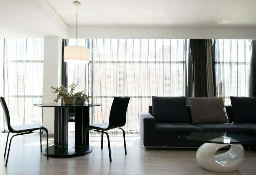 סוויטת ג'וניור, Cullera Holiday