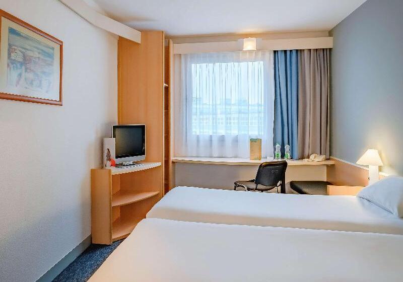 סוויטת ג'וניור, Cullera Holiday