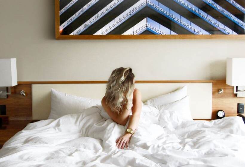 غرفه قياسيه سريرين مزدوجين, Fairmont Pacific Rim