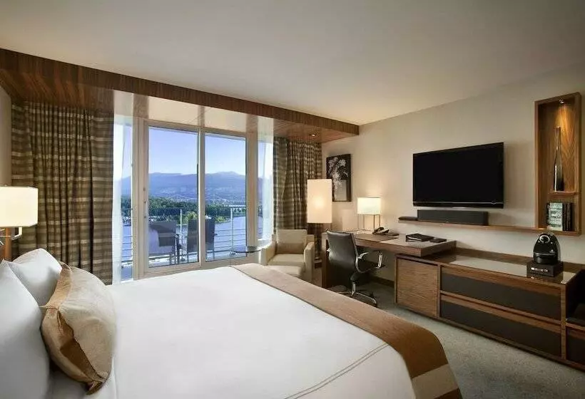 اتاق استاندارد با تخت دوبل, Fairmont Pacific Rim