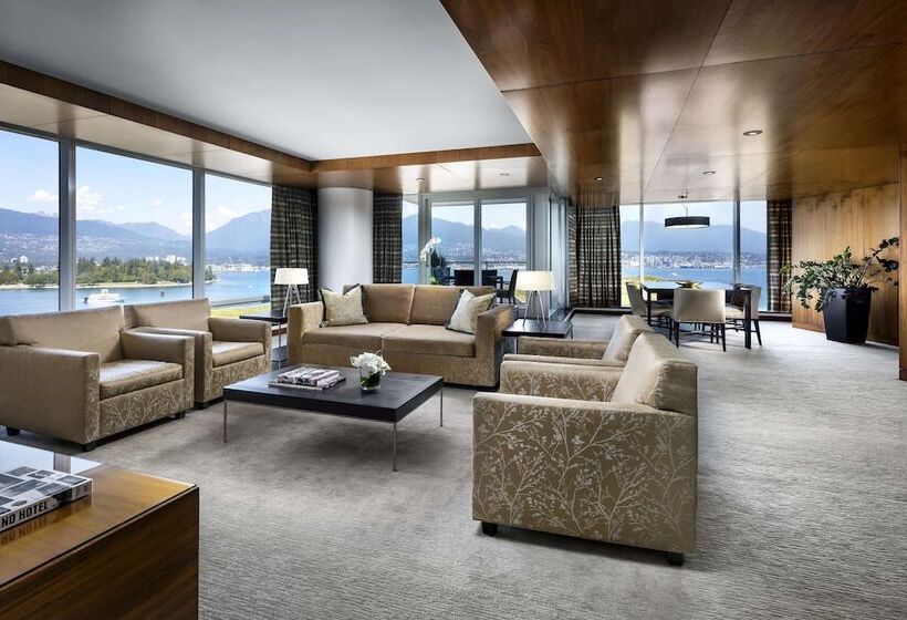 جناح, Fairmont Pacific Rim