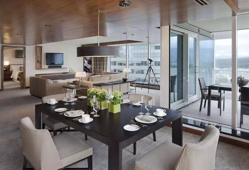 سوییت, Fairmont Pacific Rim