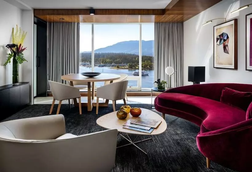 سوییت, Fairmont Pacific Rim