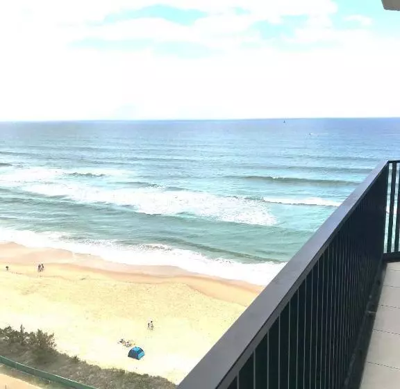 آپارتمان 3 خوابه, Golden Sands On The Beach   Absolute Beachfront Apartments