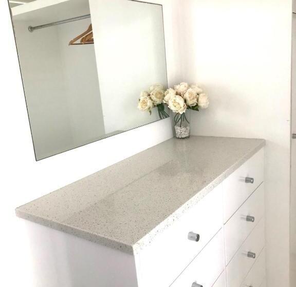 3 Sovrums Lägenhet, Golden Sands On The Beach   Absolute Beachfront Apartments