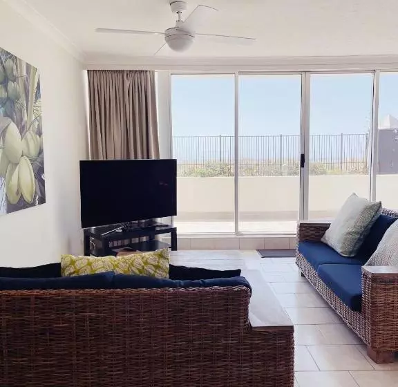 آپارتمان 1 خوابه همکف, Golden Sands On The Beach   Absolute Beachfront Apartments