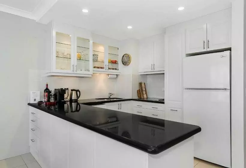 آپارتمان 2 خوابه با چشم‌انداز دریا, Golden Sands On The Beach   Absolute Beachfront Apartments