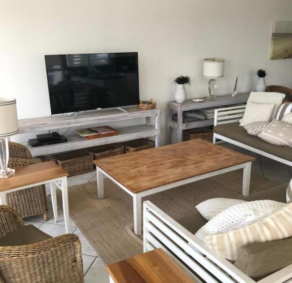 침실 3개 아파트, Golden Sands On The Beach Absolute Beachfront Apartments