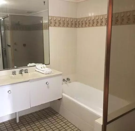 آپارتمان 3 خوابه, Golden Sands On The Beach   Absolute Beachfront Apartments