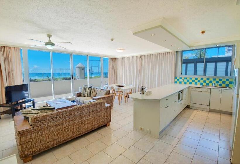 ２ベッドルームアパートメント, Golden Sands On The Beach   Absolute Beachfront Apartments