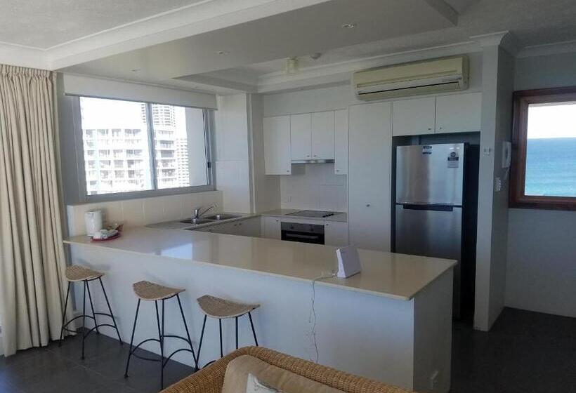 2 Sovrums Lägenhet, Golden Sands On The Beach   Absolute Beachfront Apartments